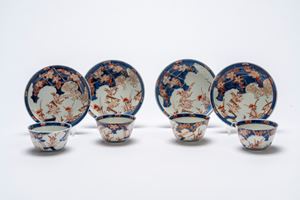 Servizio da t&egrave; composto da quattro piattini con tazzine Imari, Giappone, tardo periodo Edo / inizio Meiji