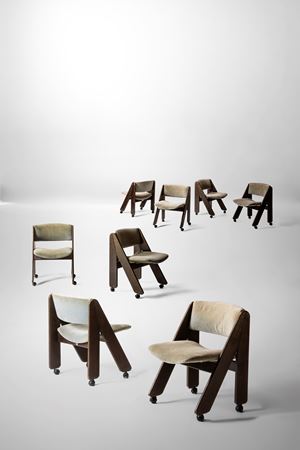 Set di otto sedute imbottite 