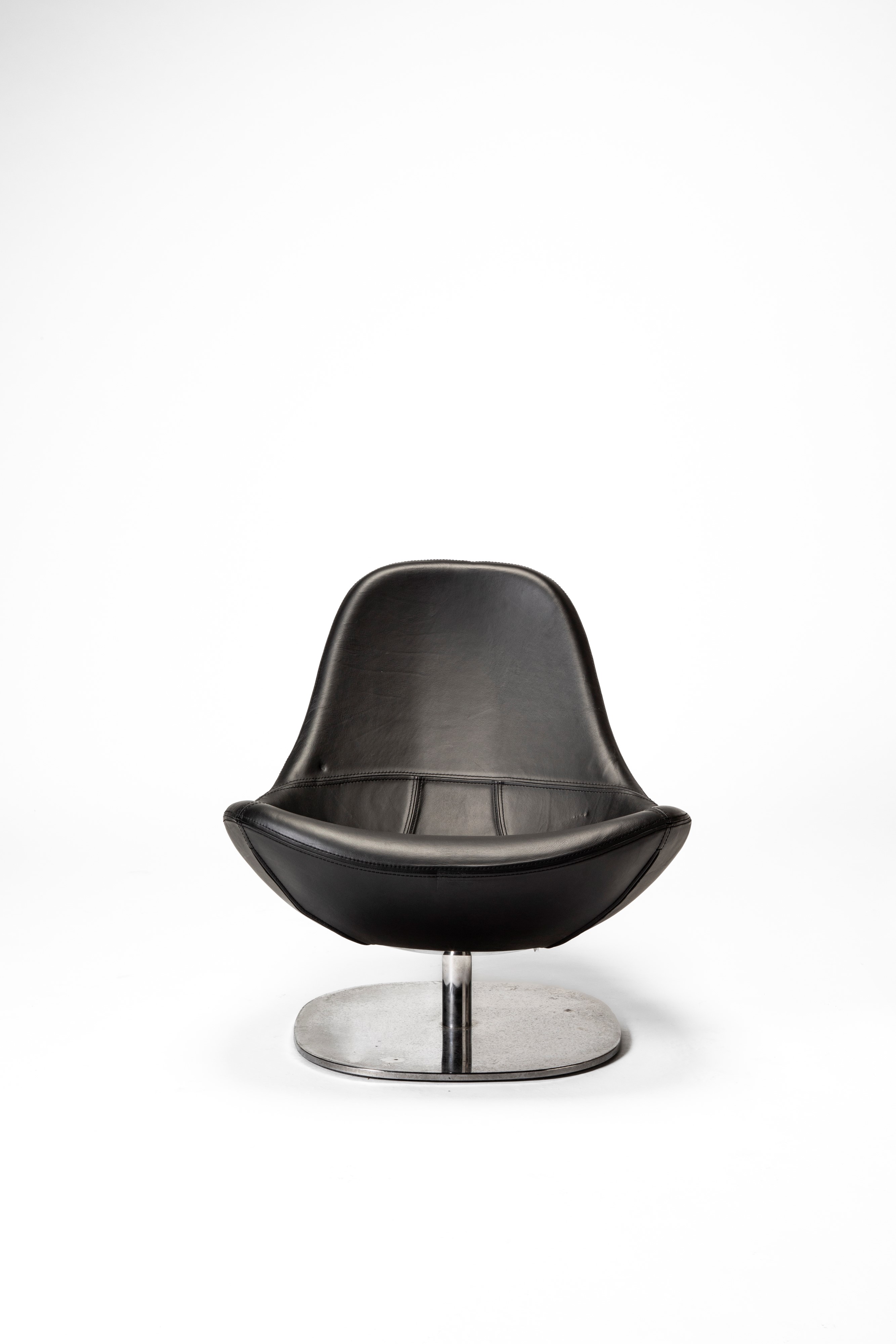 Carl Öjerstam - Poltrona modello 'Tirup', pelle e metallo cromato, 2007