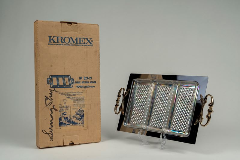 Kromex Vogue Chrome Giftware Three section Server