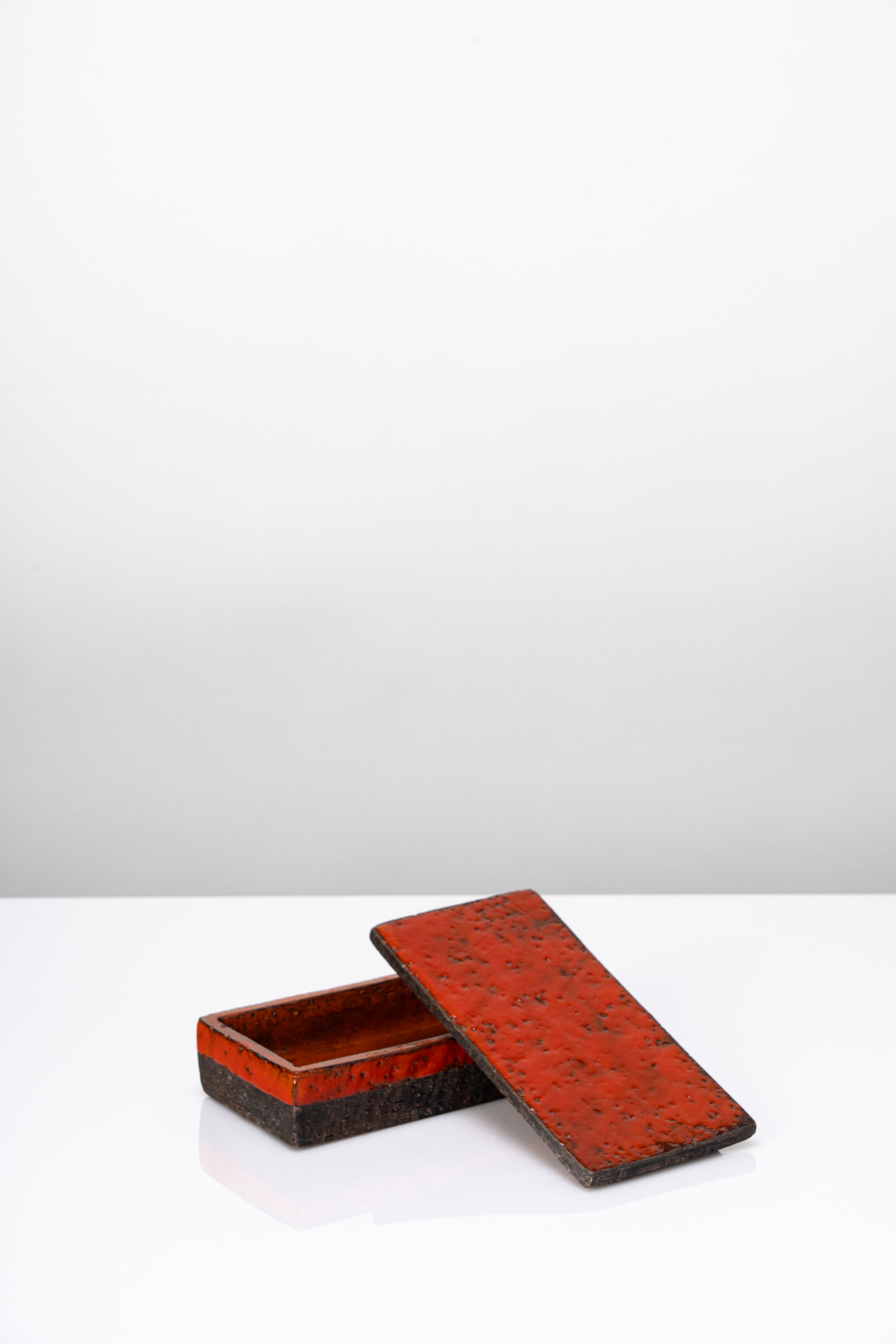 Aldo Londi - Scatola con coperchio in ceramica smaltata