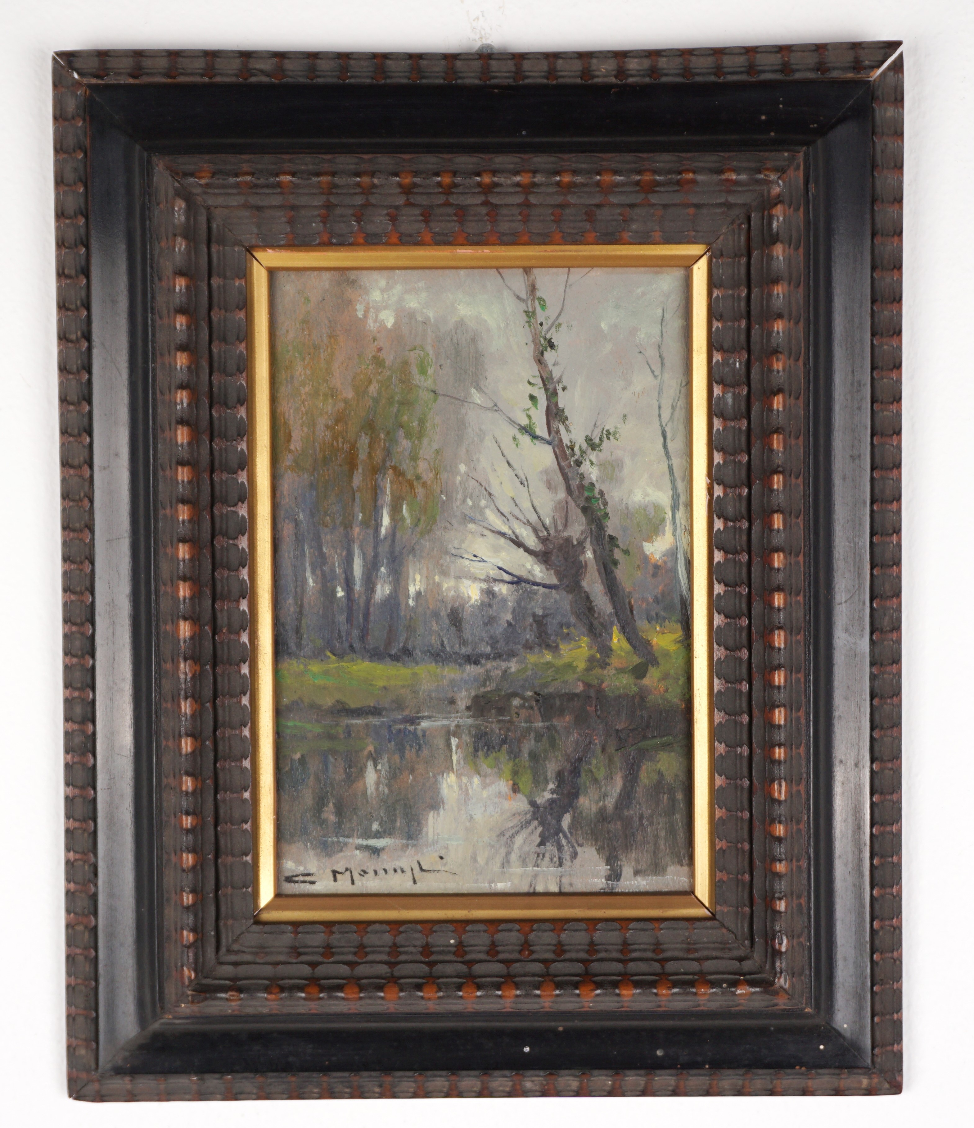 Paesaggio boschivo con laghetto