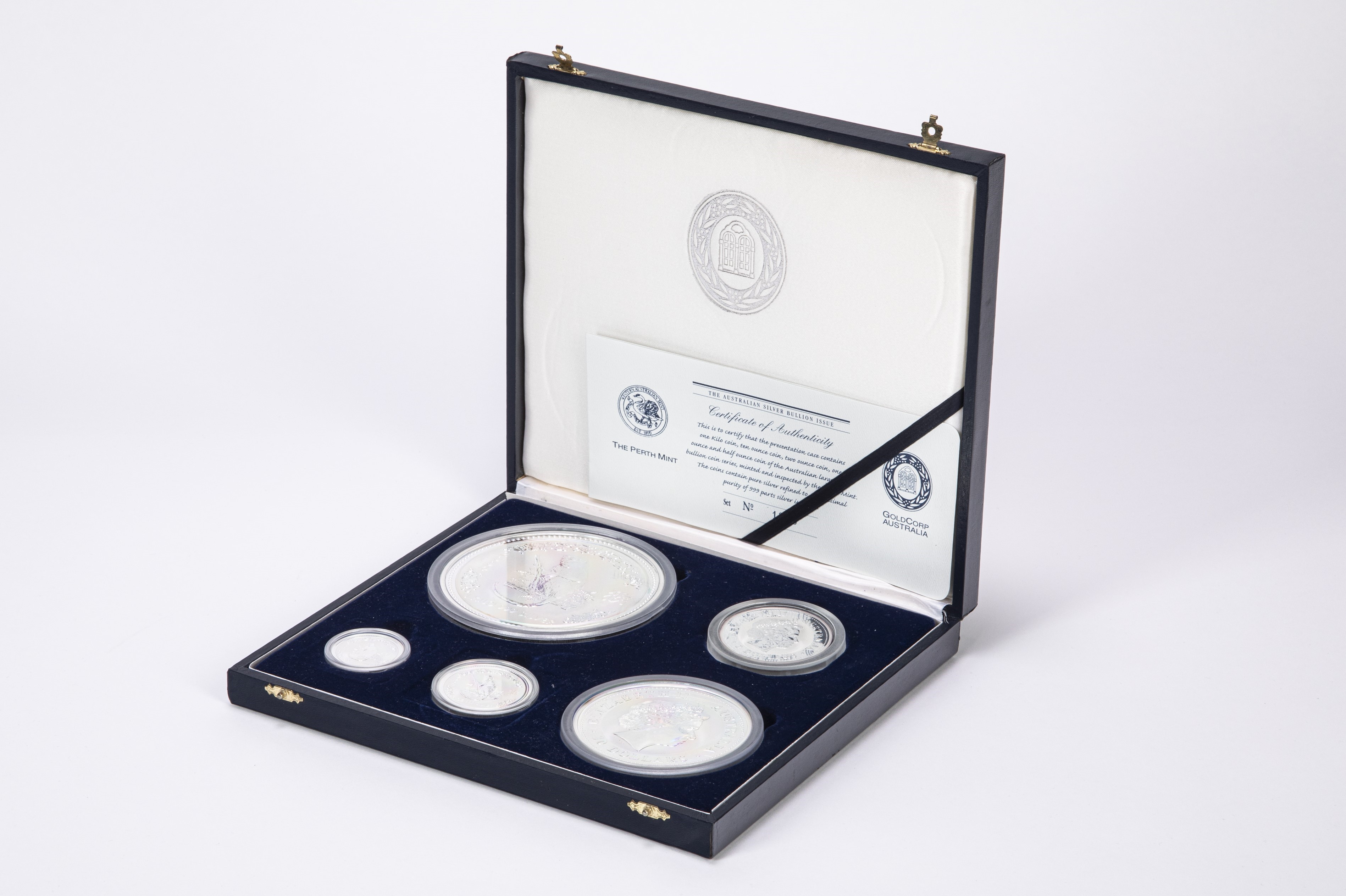 Cofanetto contenente il set di 5 monete "The Australian Lunar Silver Series", 2004