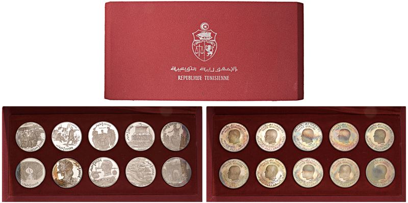 Elegante cofanetto contenente 10 monete da un Dinar, 1969.