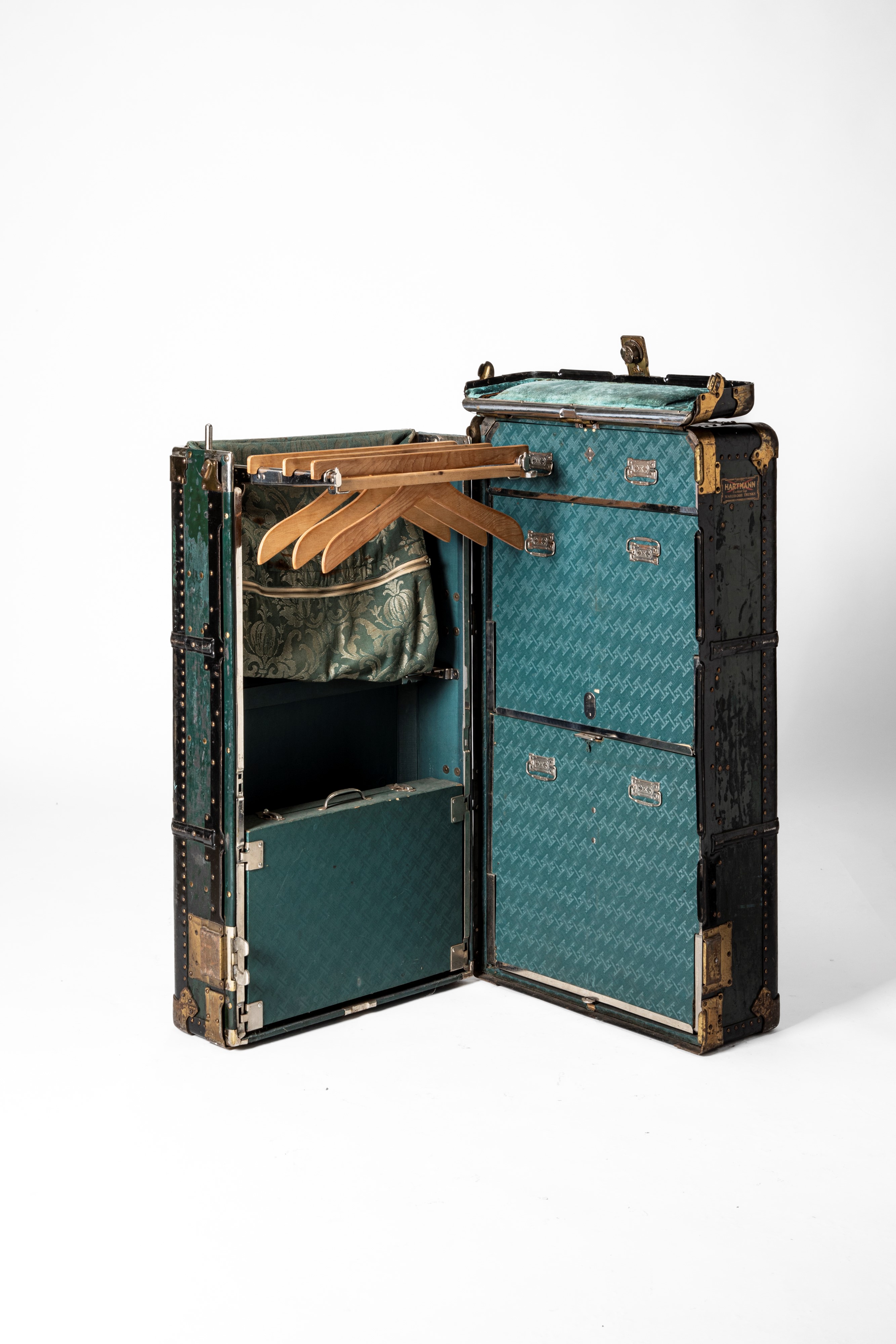 Hartmann. Baule Guardaroba da Viaggio. XX Secolo