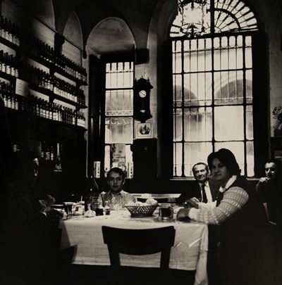 Milano, via Valpetrosa 5, interno dell’osteria “Tri Basei”