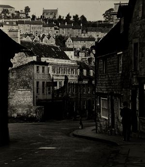Summer evening in Bradford-on-avon, Seen from the front side of the river