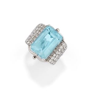 Aquamarine ring