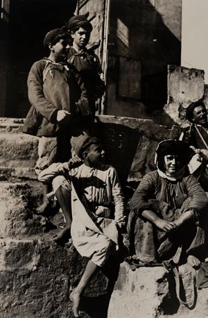 Senza titolo (Tipi di giovani curdi)