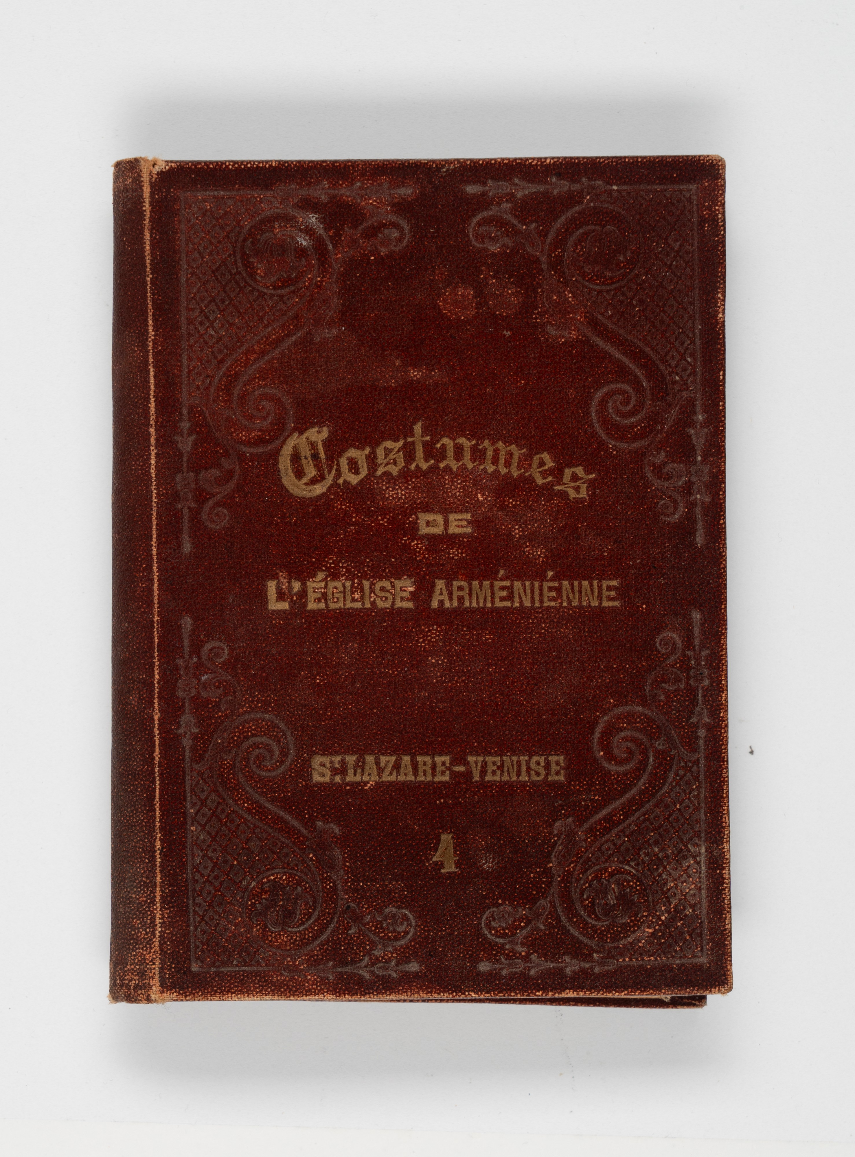 Costumes de L'Eglise Armenienne