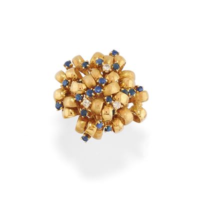 Anello in oro giallo 18k con zaffiri e diamanti