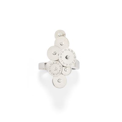 Anello, oro bianco 18k con elementi girevoli a sette cerchi