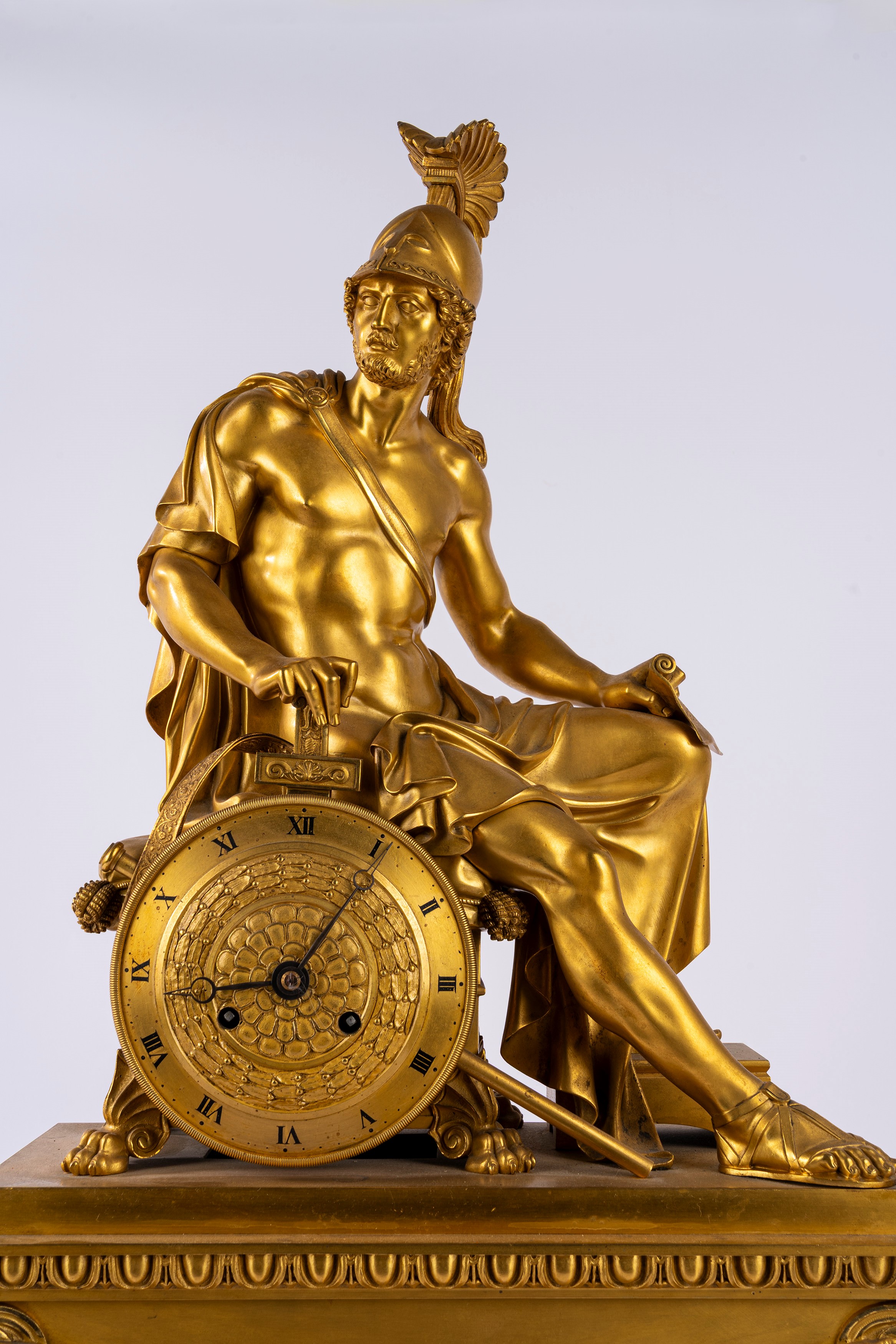 Pendola da appoggio in bronzo dorato. Francia, secolo XIX.