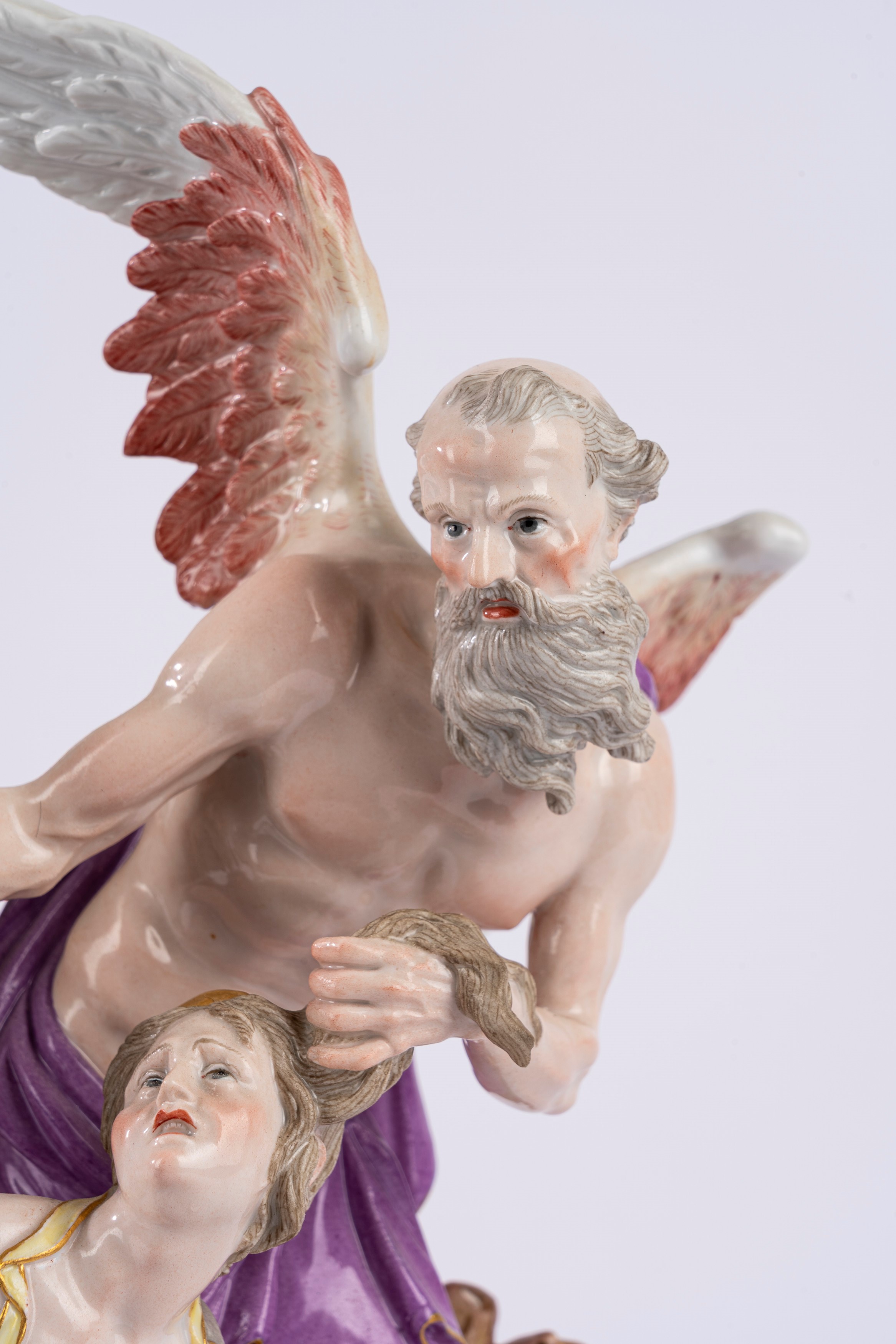 Gruppo in porcellana policroma raffigurante le Tre Parche con Saturno. Meissen, fine secolo XIX