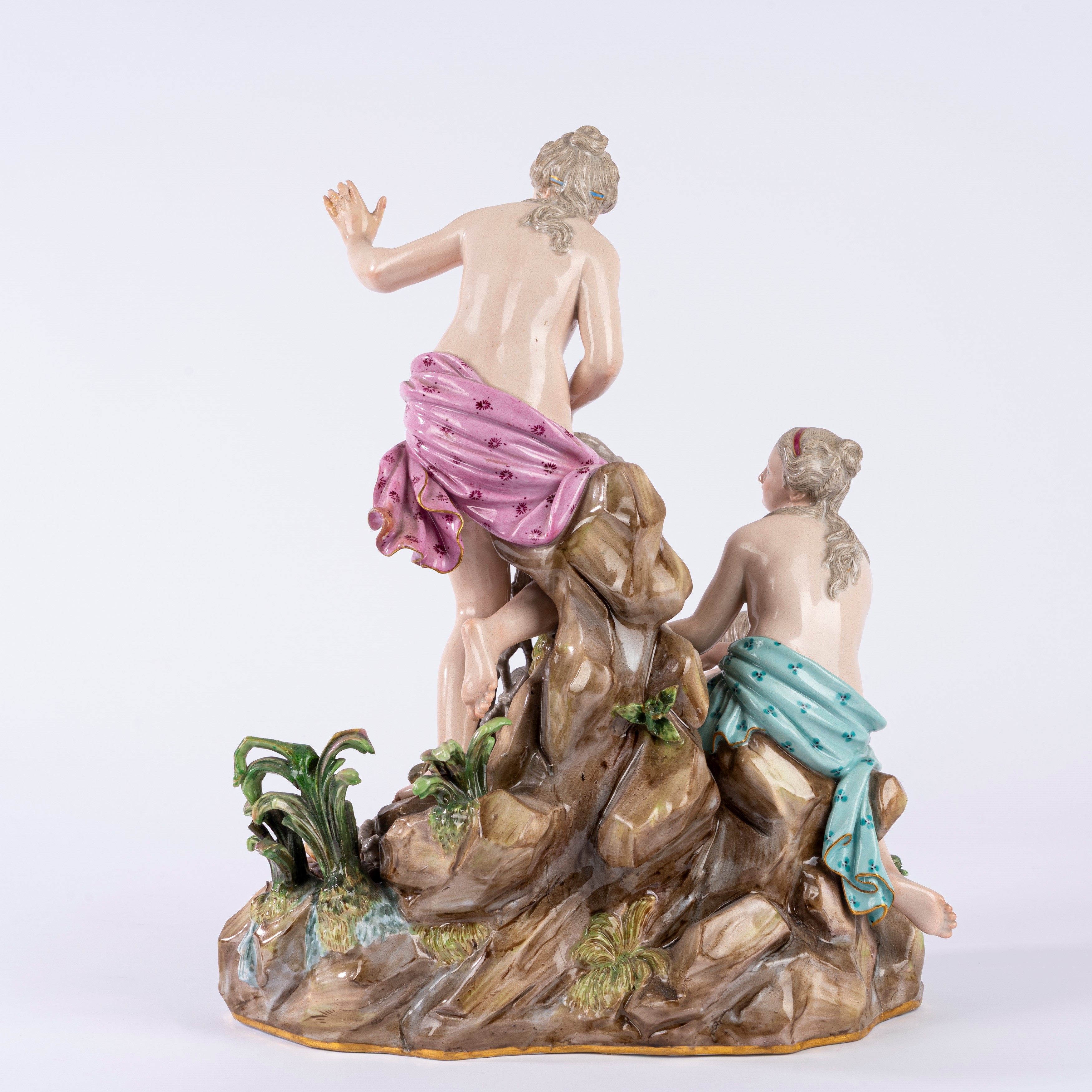 Gruppo in porcellana policroma raffigurante la Cattura di Tritone. Manifattura di Meissen, fine s...