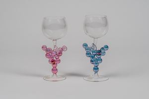 Coppia di calici in vetro soffiato trasparente e policromo, XX secolo