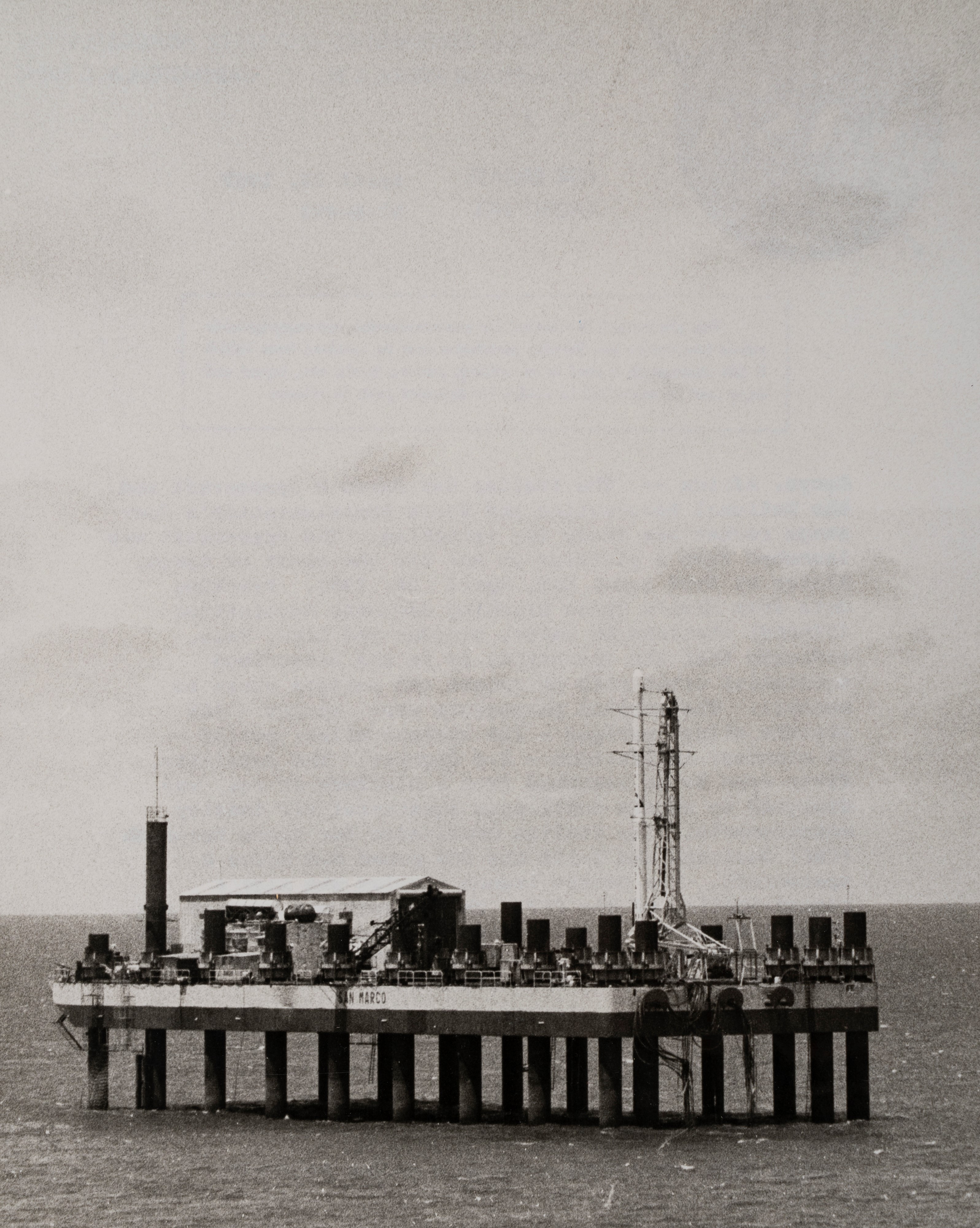 Wallops Island ; Kenya, Africa ; Indian Ocean off Coast of Kenia - Pre-lauch view of the SSS