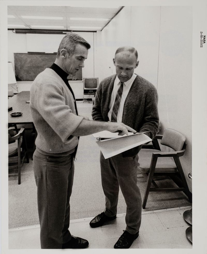 Astronaut Eugene A. Cernan (Apollo 10) and e Edwin E. Aldrin Jr. (Apollo 11) - Manned Spacecraft ...