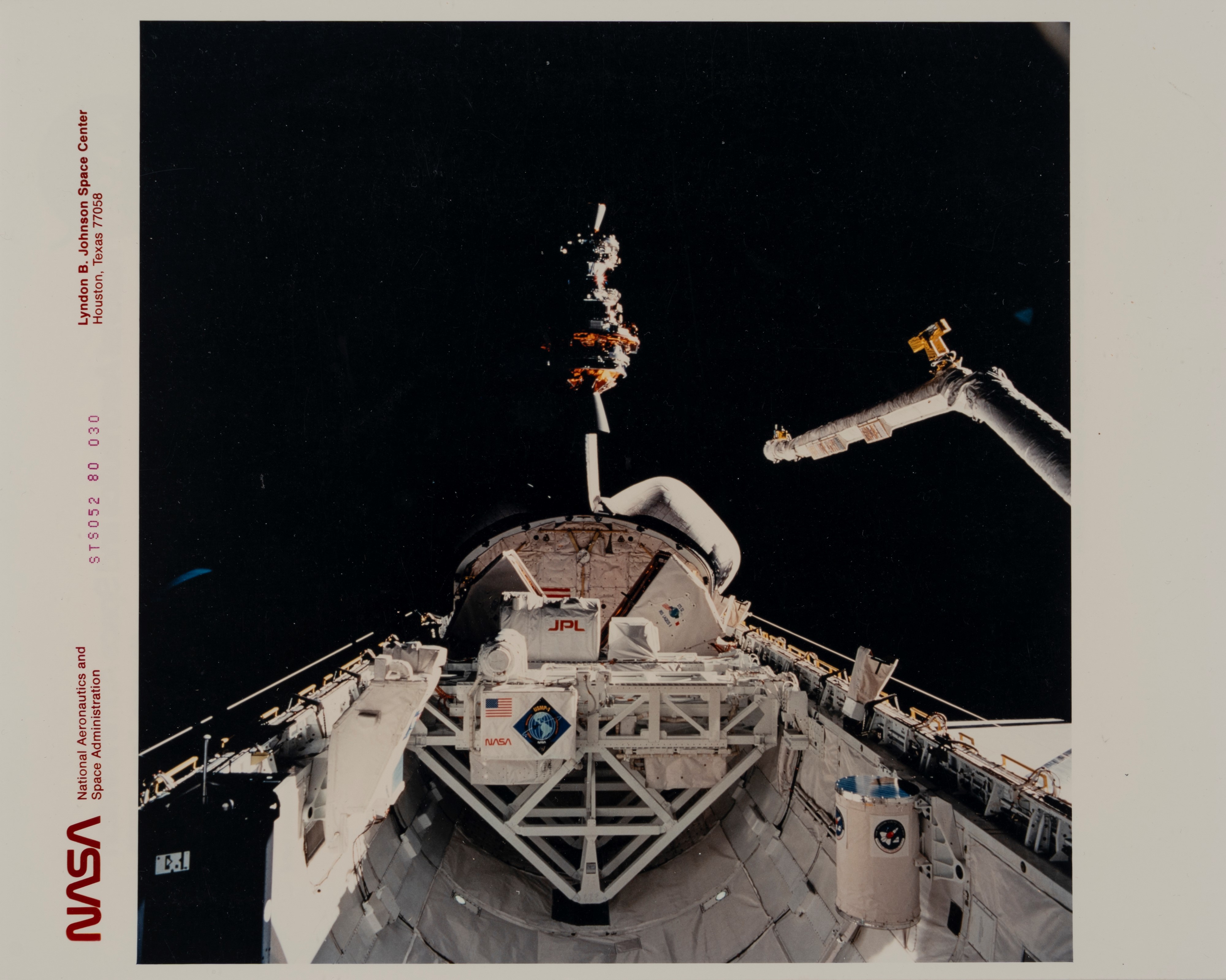 Earth-orbiting Space Shuttel Columbia