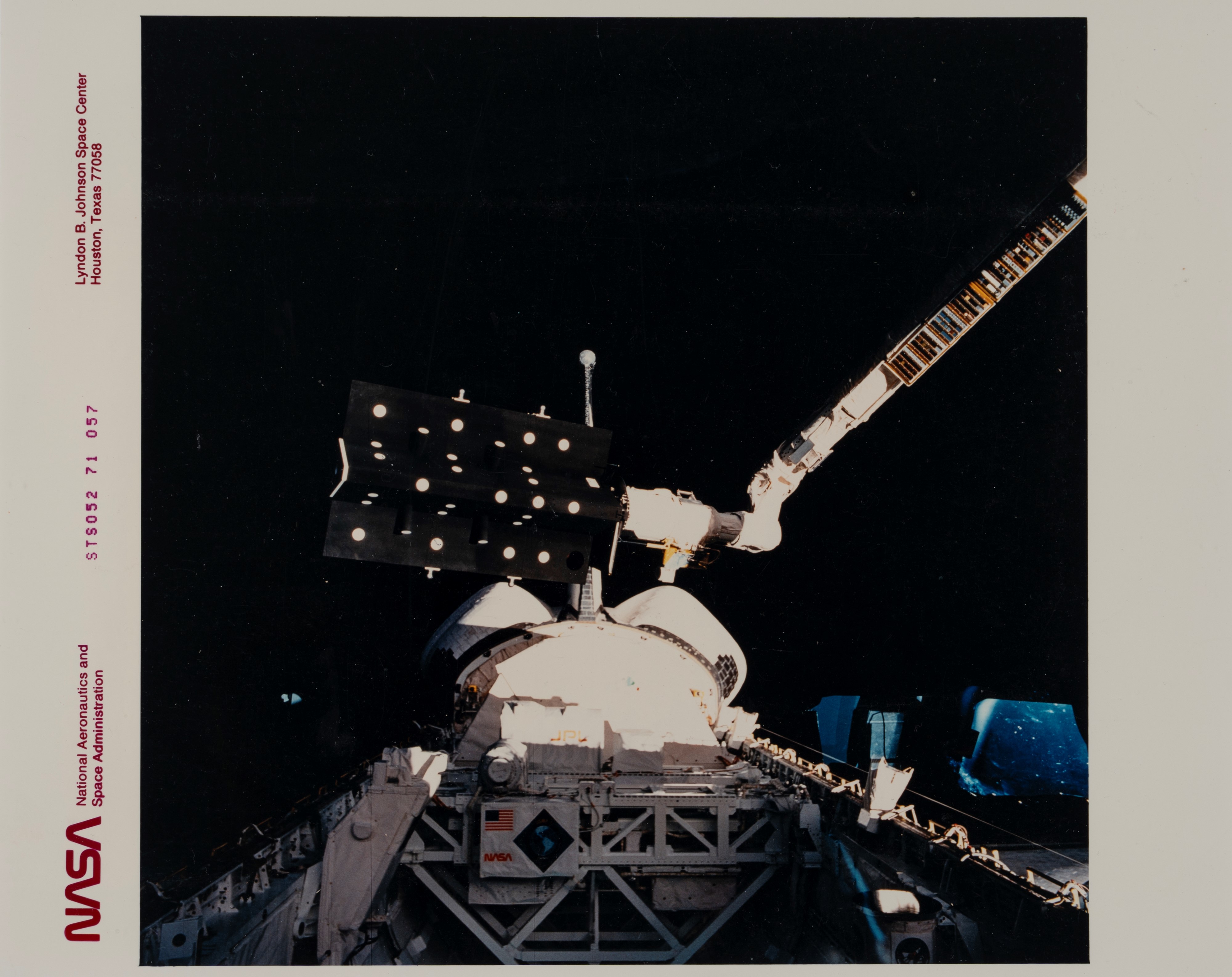 Earth-orbiting Space Shuttel Columbia