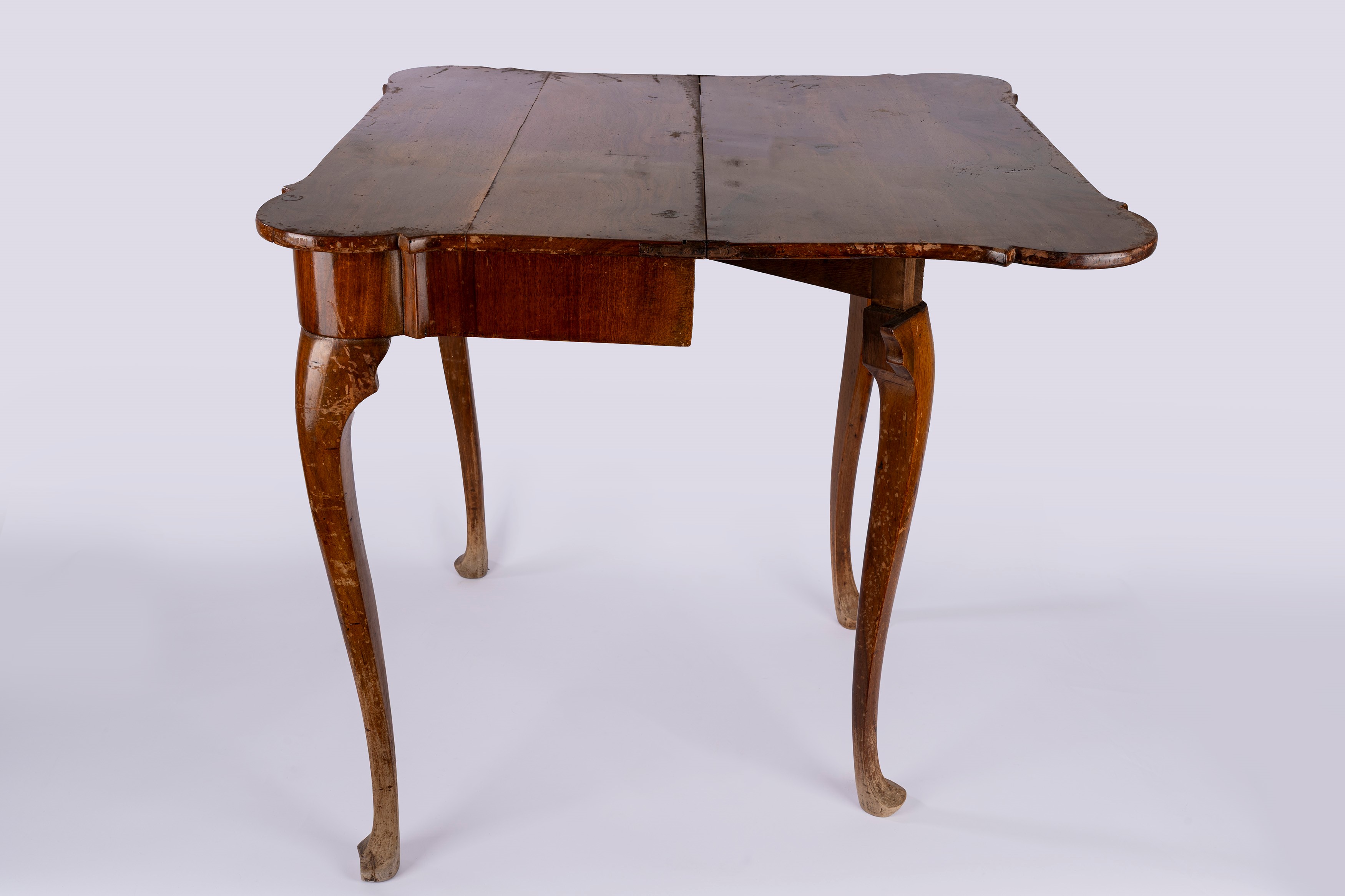 Tavolino da gioco in stile settecentesco, piano a libro, secolo XIX