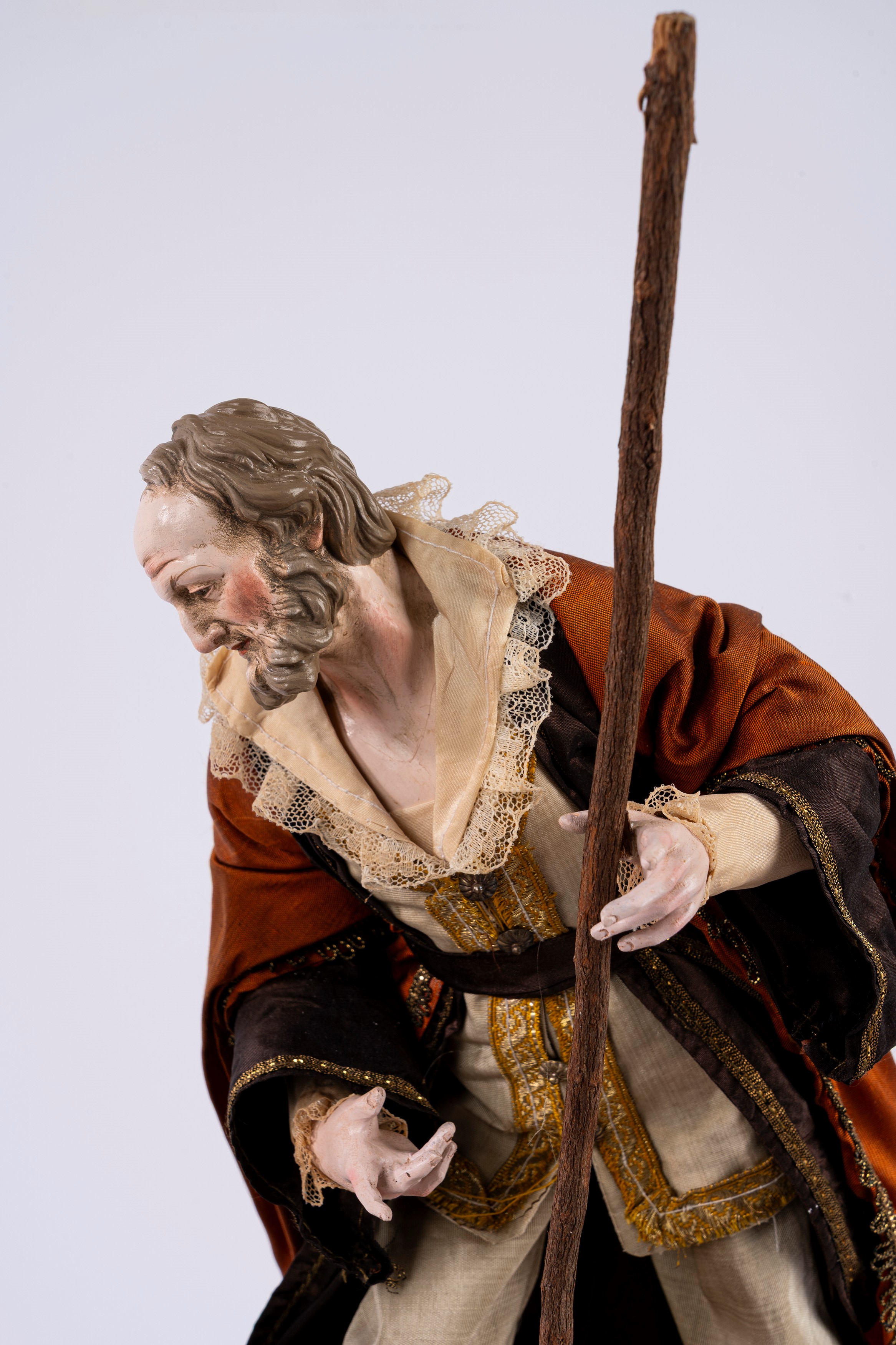 Gruppo scultoreo da presepe, entro teca