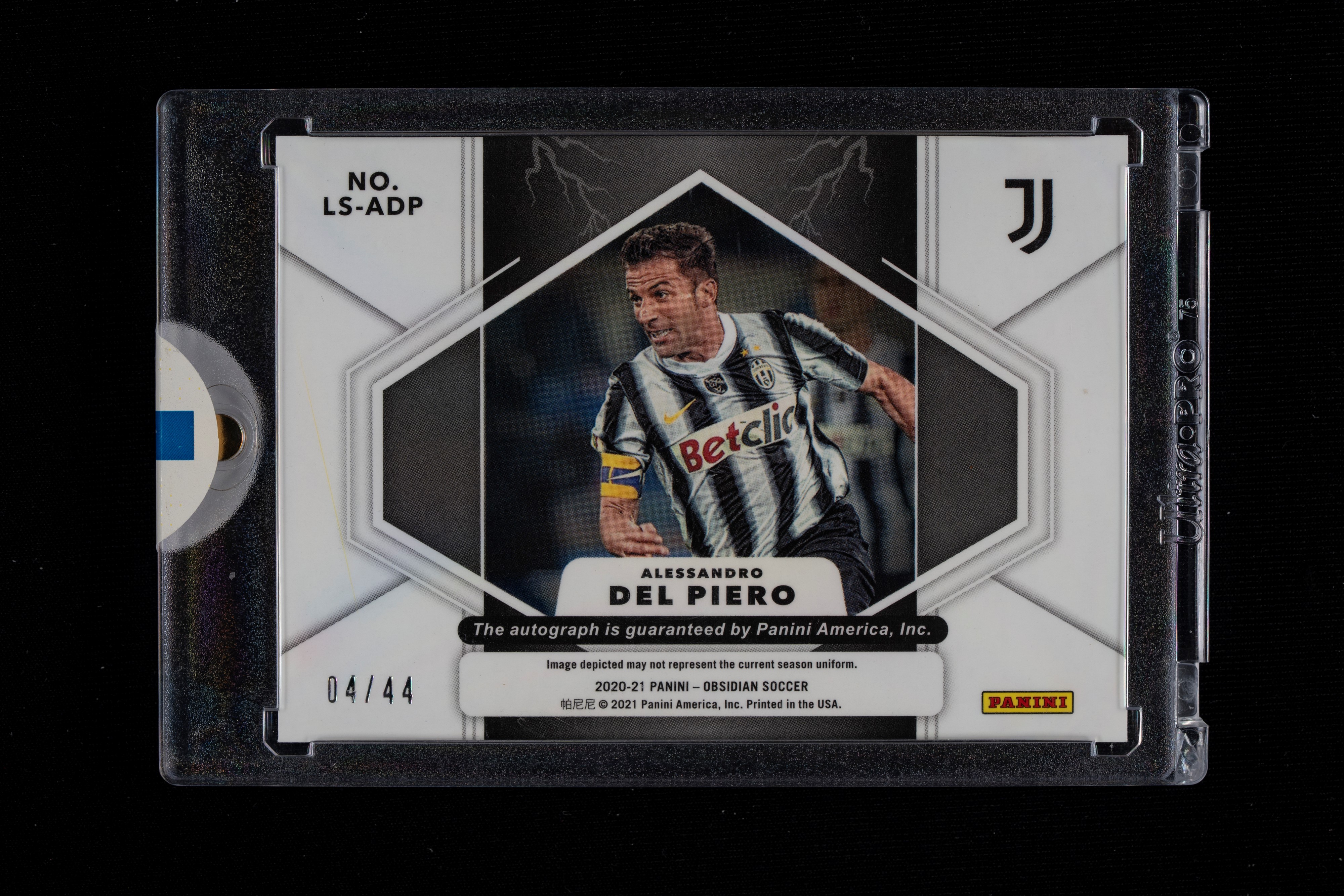 Card autografata - Juventus - Panini Obsidian Soccer 2020/21 - Numerata su 44