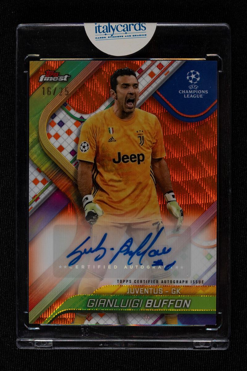 Card autografata - Juventus - Topps Finest Uefa Club Competitions 2024/25- Numerata su 25