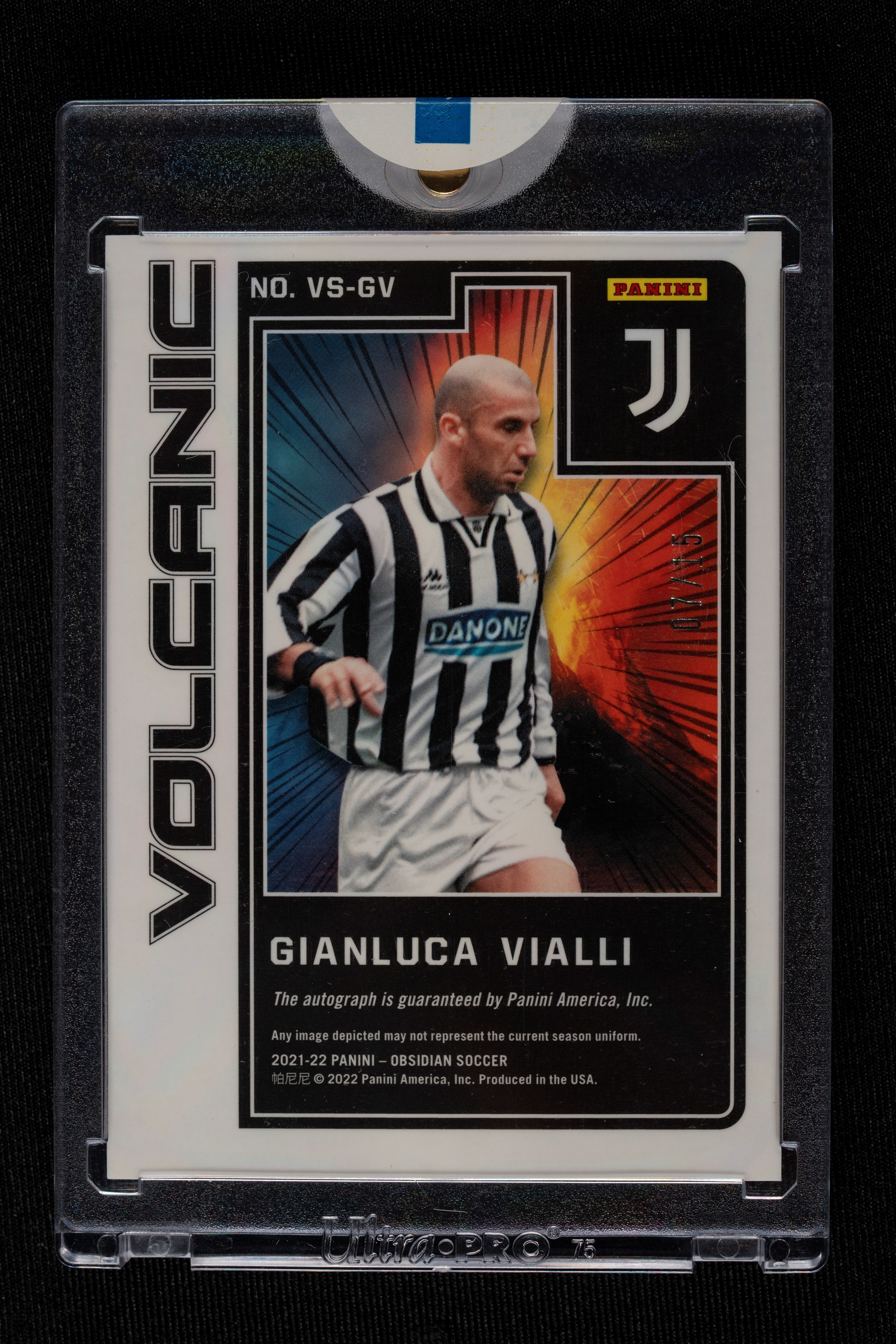 Card autografata - Juventus - Panini Obsidian 2021/22 - Numerata su 15