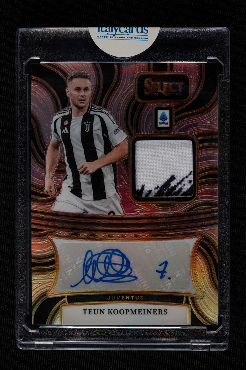 Card autografata - Juventus - Panini Select Serie A 2024/25