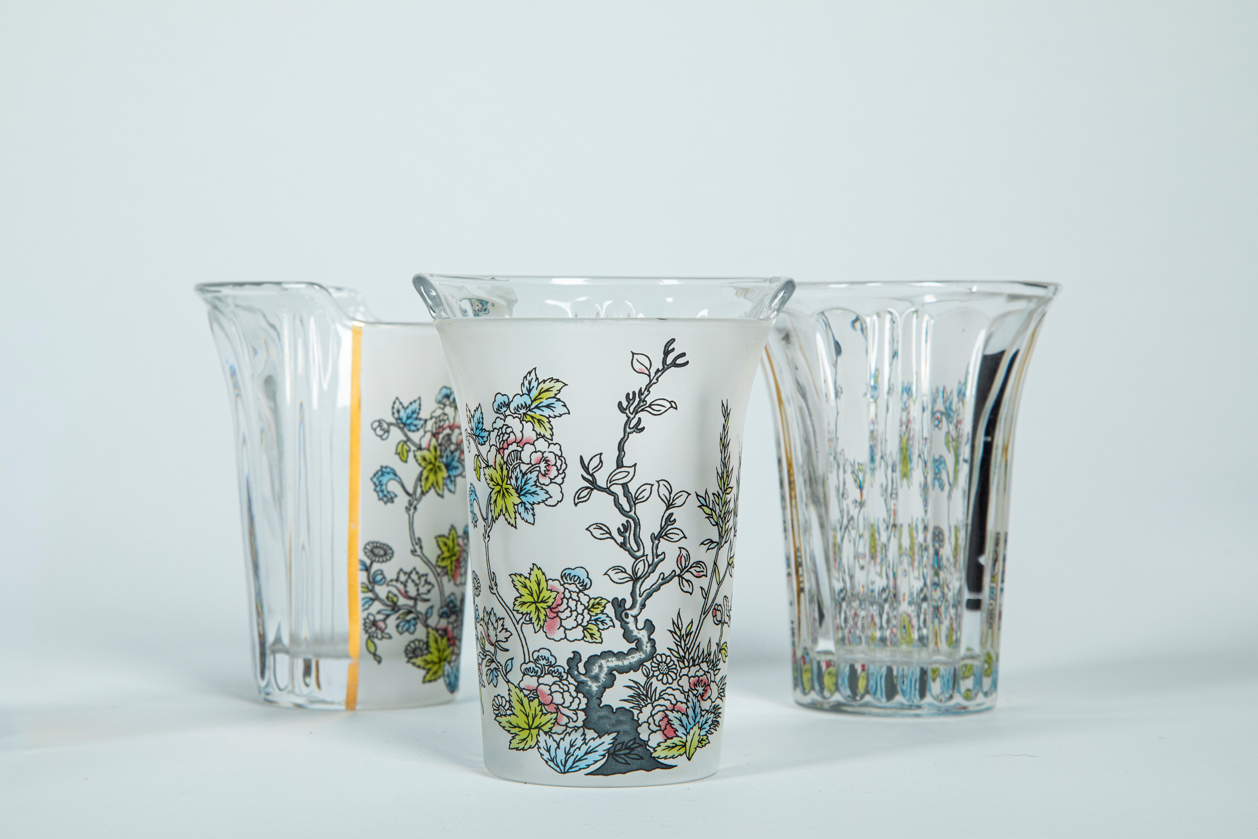 Ctrlzak Art & Design Studio × Seletti — Hybrid Agluara. Nove Bicchieri da Cocktail in Vetro Trasp...