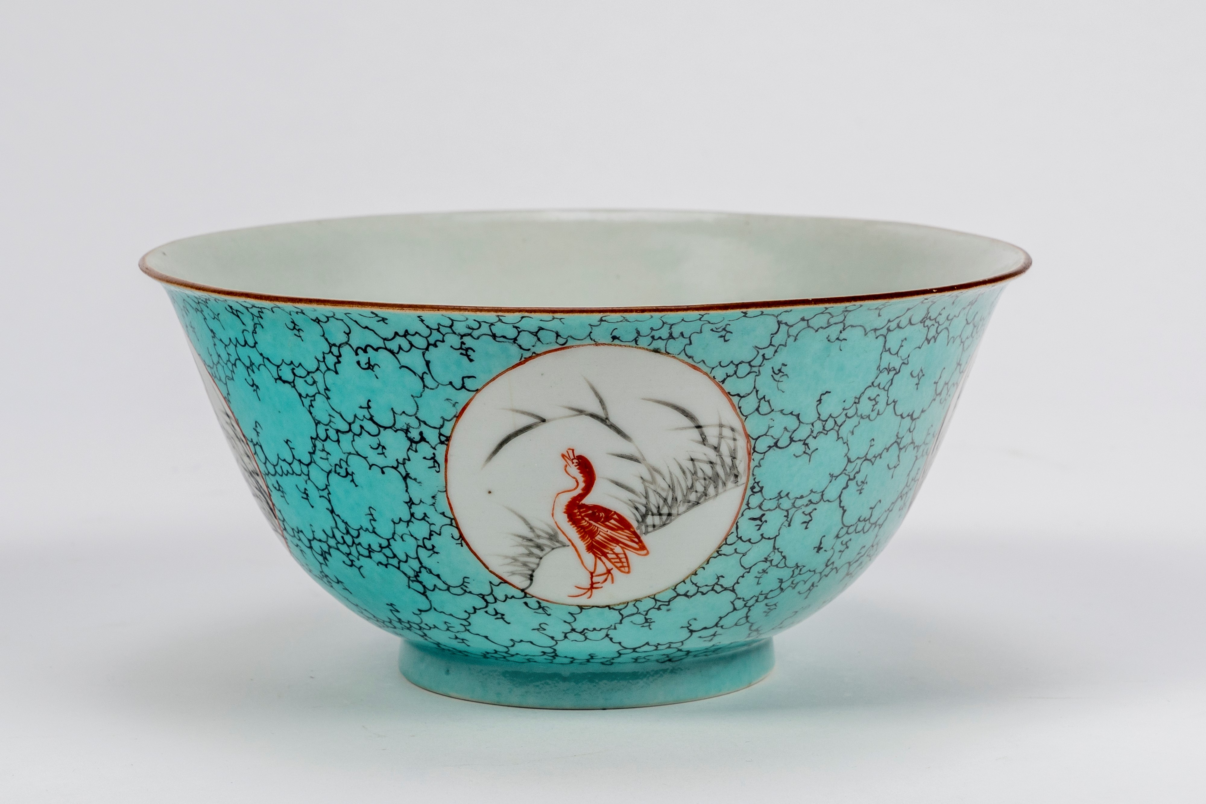 Ciotola e piatto in porcellana famiglia rosa a fondo turchese, Cina, dinastia Qing