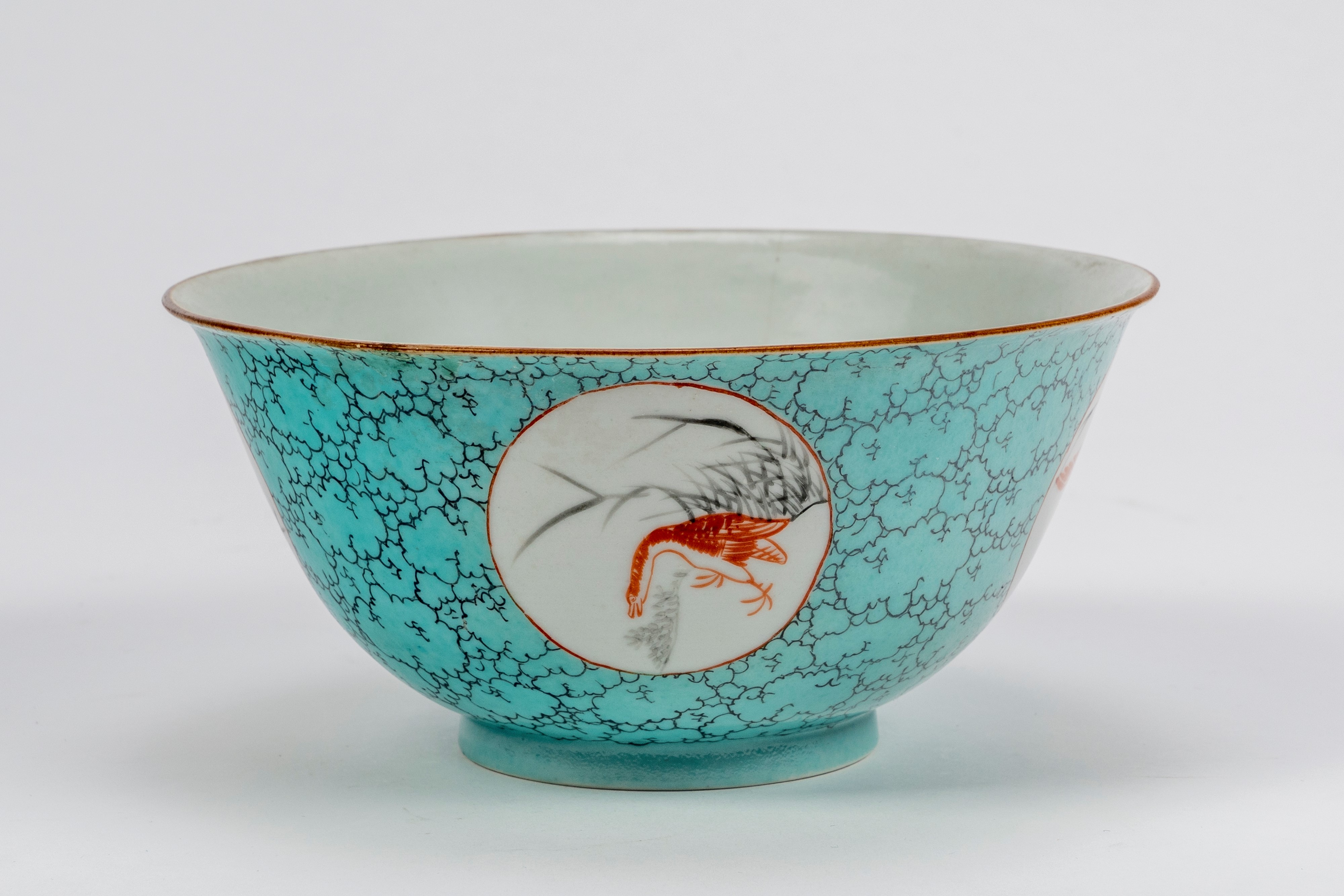 Ciotola e piatto in porcellana famiglia rosa a fondo turchese, Cina, dinastia Qing