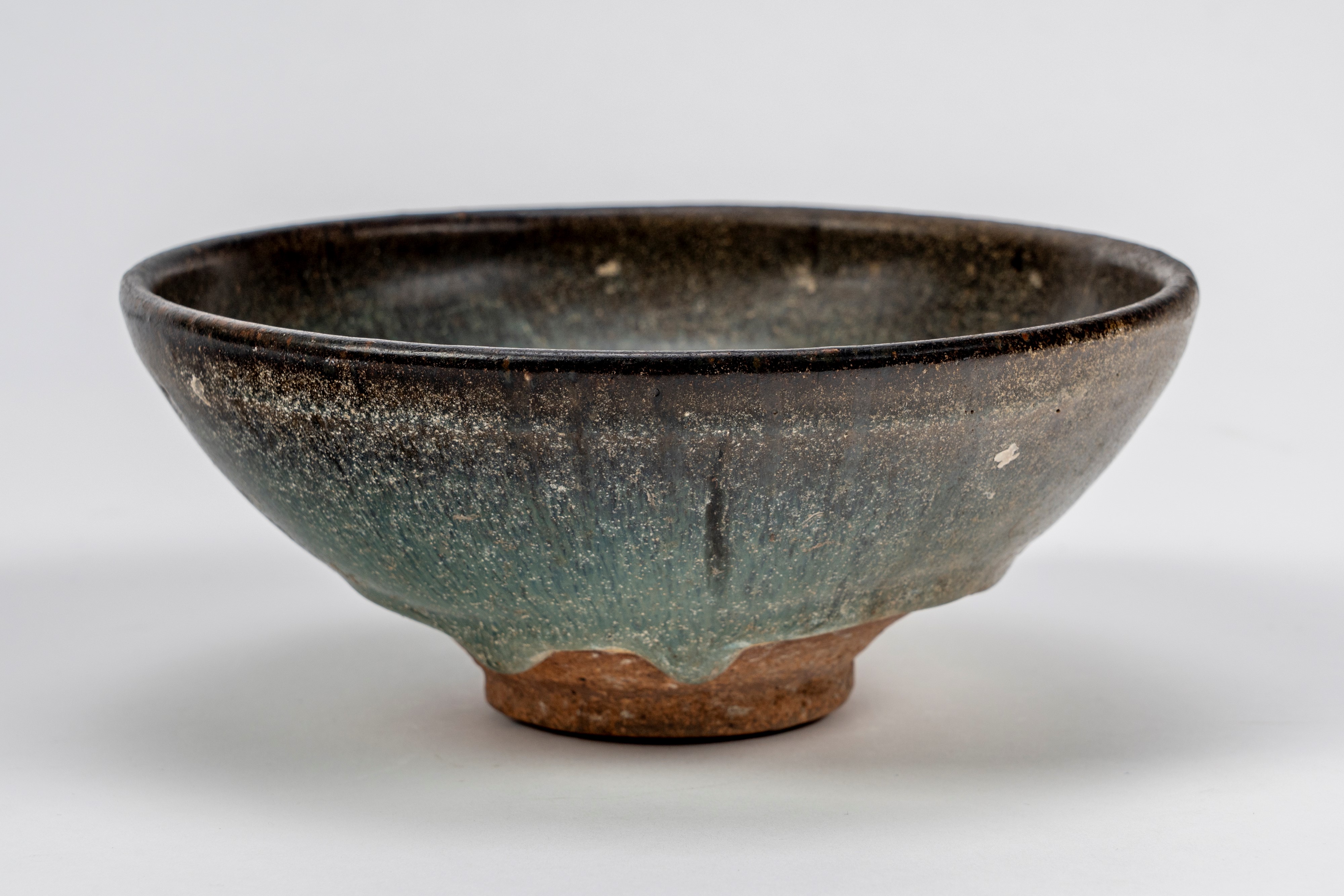 Grande Ciotola Jun smaltata in blu scuro-turchese, Cina, dinastia Jin o Yuan