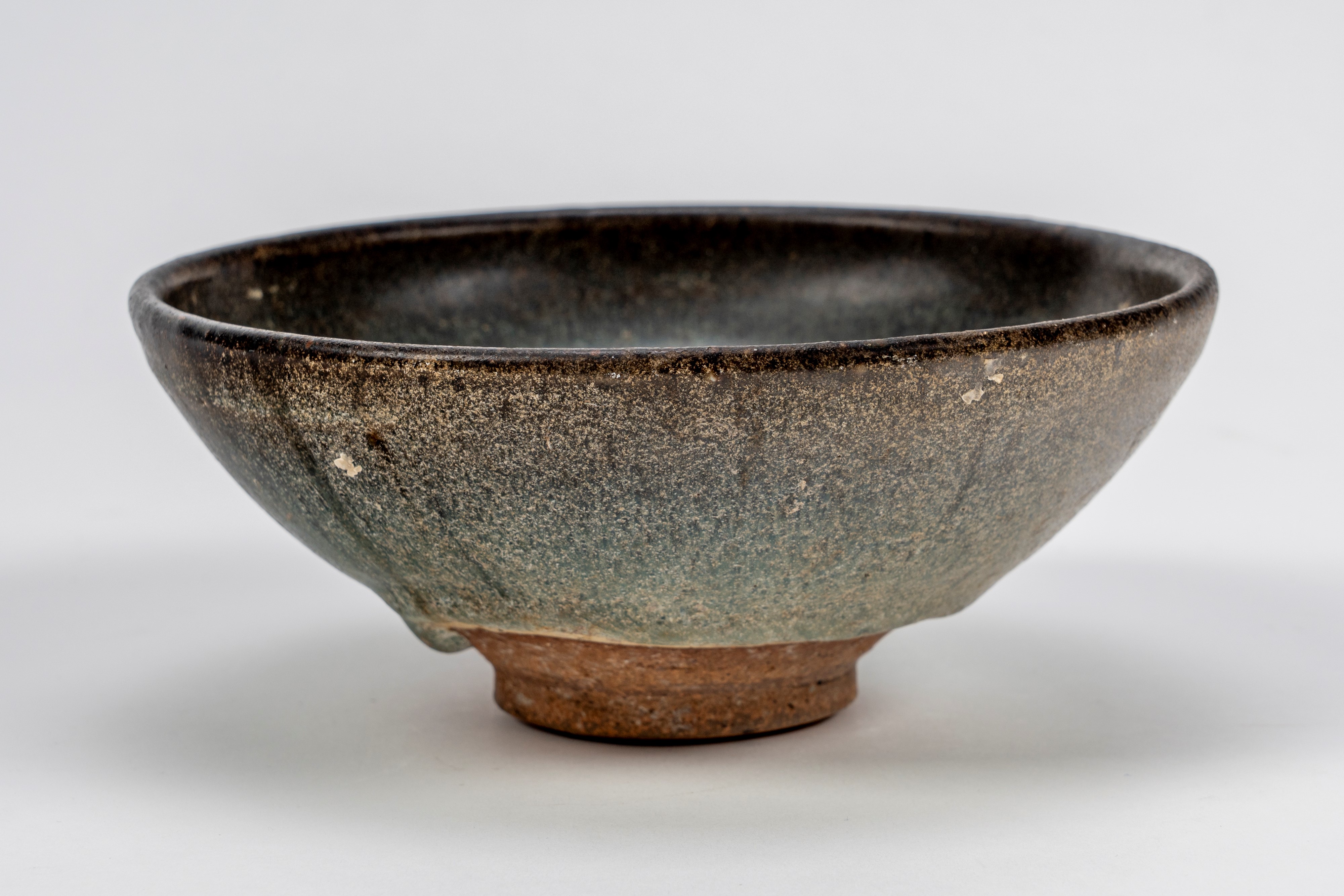 Grande Ciotola Jun smaltata in blu scuro-turchese, Cina, dinastia Jin o Yuan