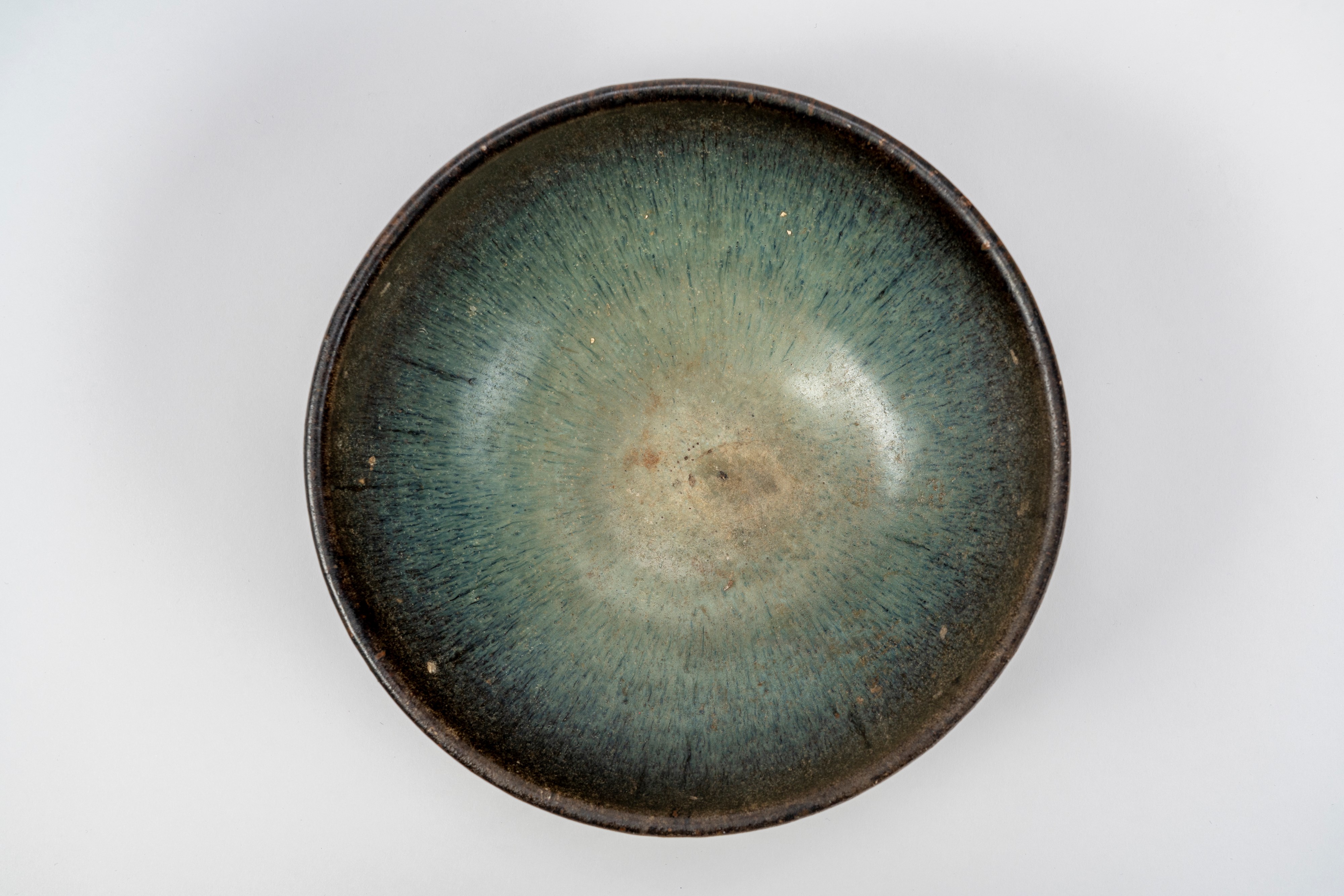 Grande Ciotola Jun smaltata in blu scuro-turchese, Cina, dinastia Jin o Yuan