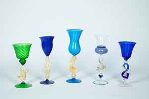 Cinque calici in vetro di Murano policromo nei toni del verde e del blu, secolo XX