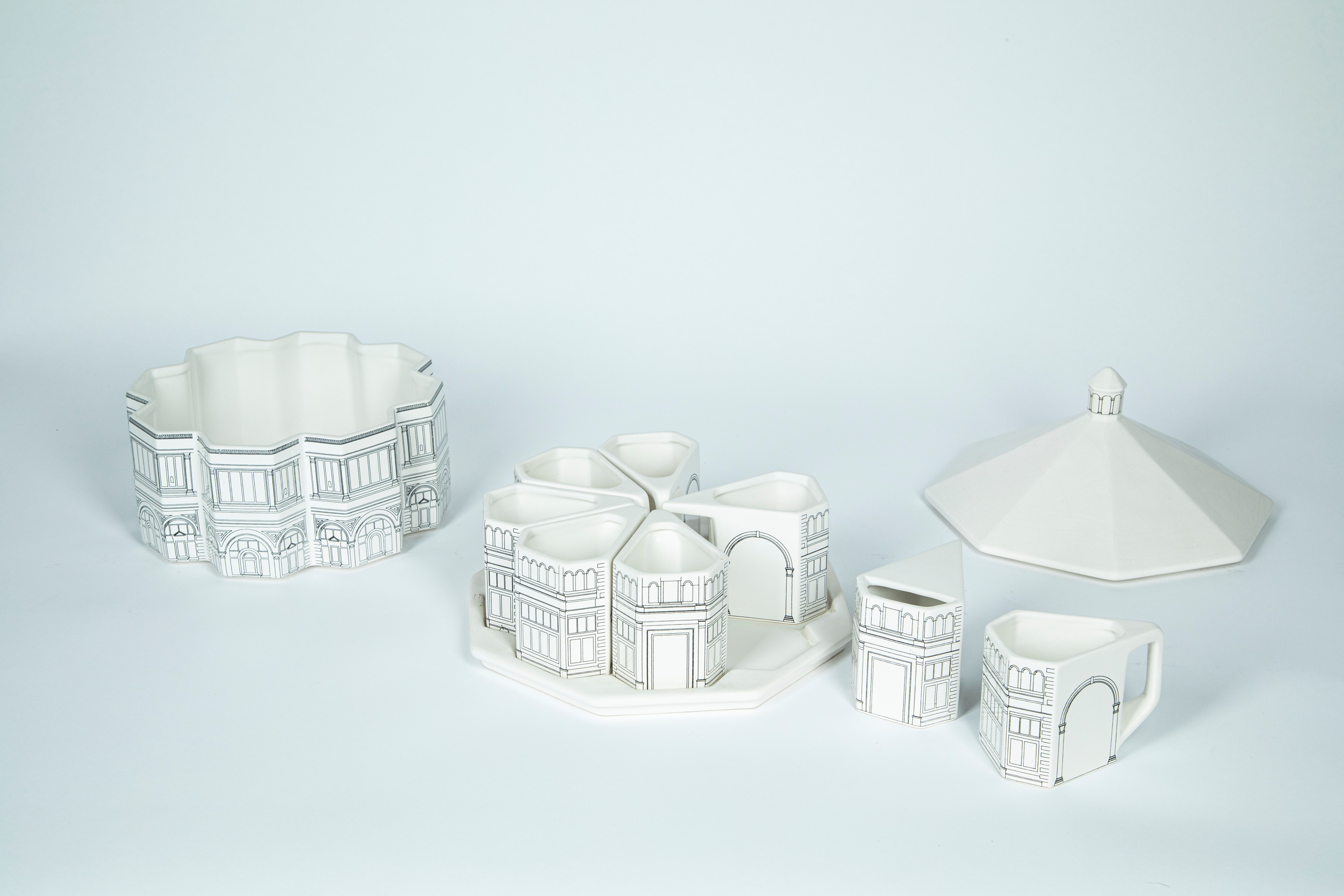 Seletti “Palace” – Servizio da tavola da sei architettonico in porcellana di Limoges, Designer Se...