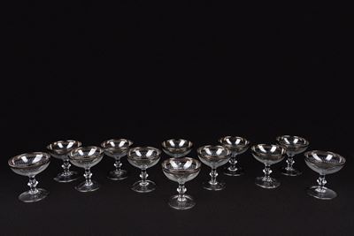 Set di Dodici Coppe da Champagne in Vetro con Profilo in Platino