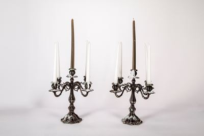 Coppia di Candelabri a Cinque Fiamme