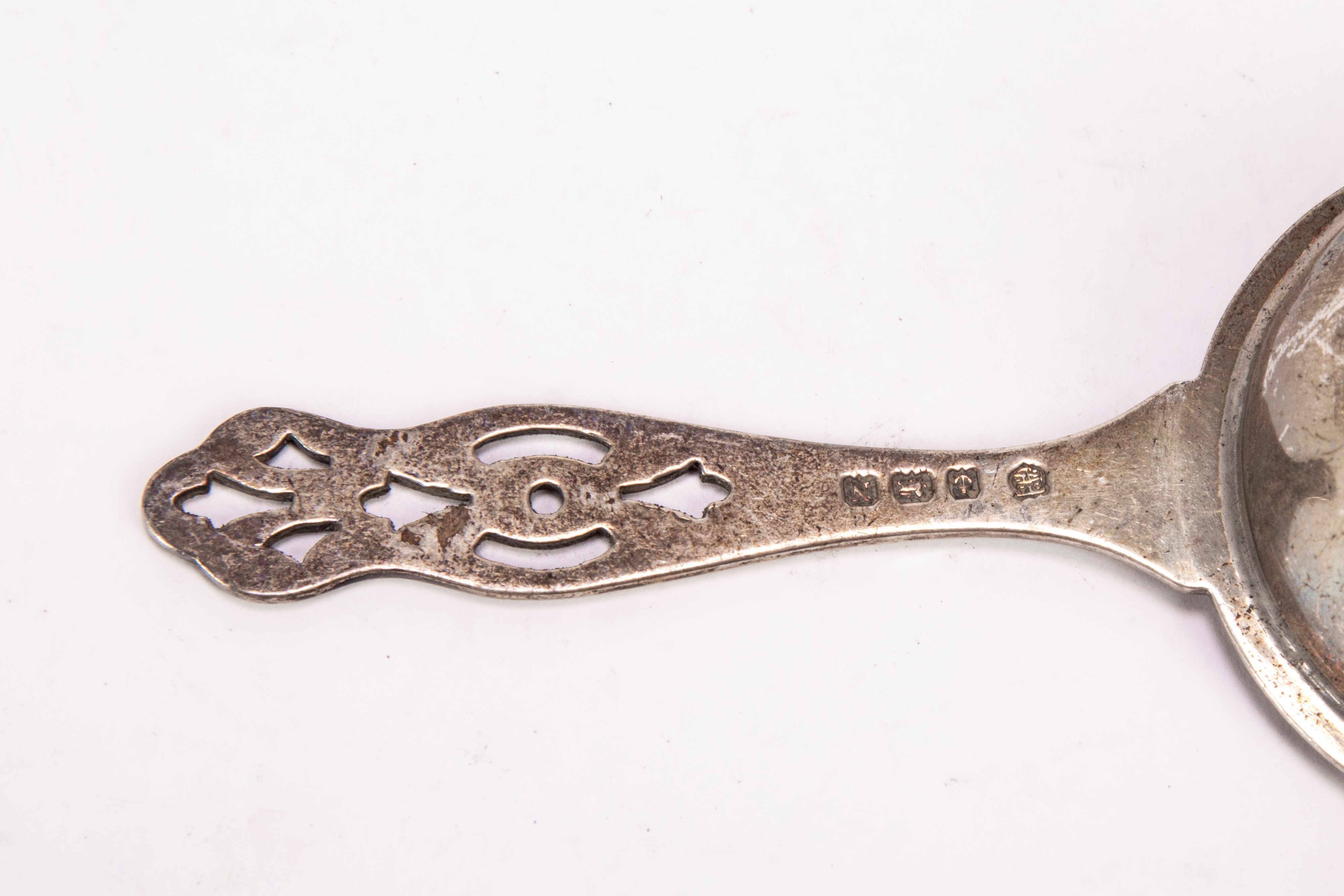 Lotto di sei oggetti