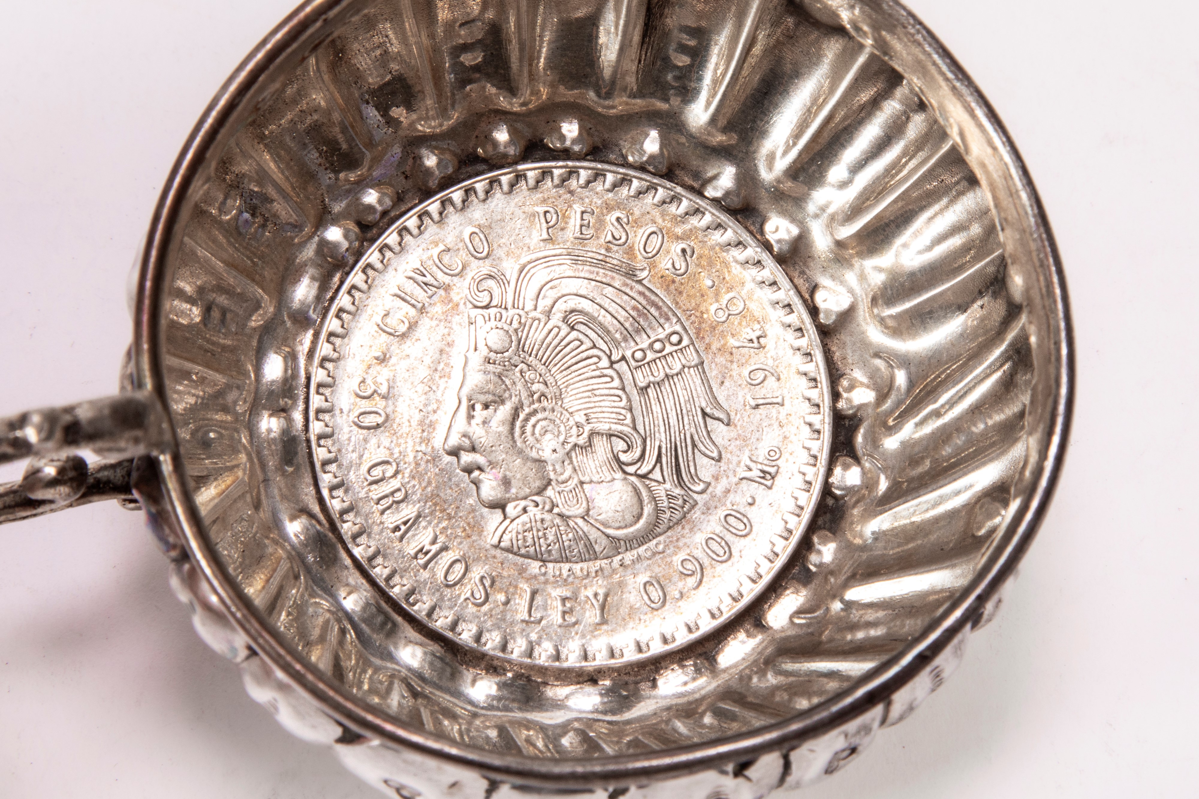 Lotto di sei oggetti