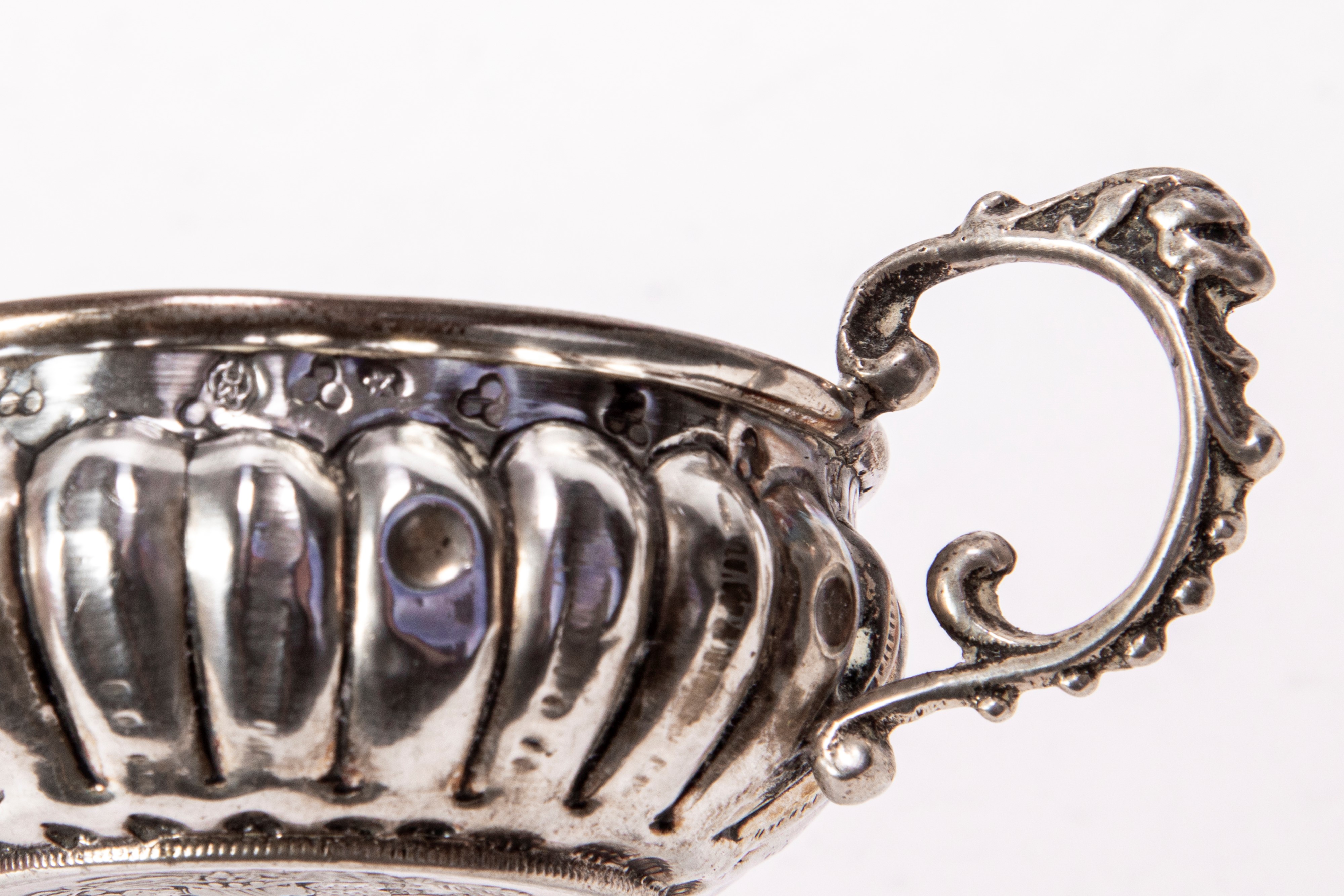 Lotto di sei oggetti