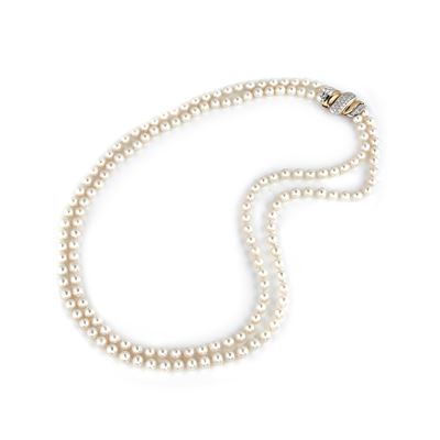 Collana in oro bicolore 18k con perle coltivate e chiusura in diamanti taglio brillante