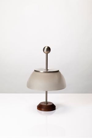 Lampada da tavolo modello 'Alfa'