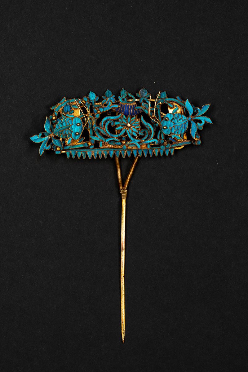 Fermaglio per capelli su forcina singola e molla (tian-tsui) decorato con piume di martin pescato...