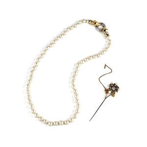 Pearl necklace and brooch