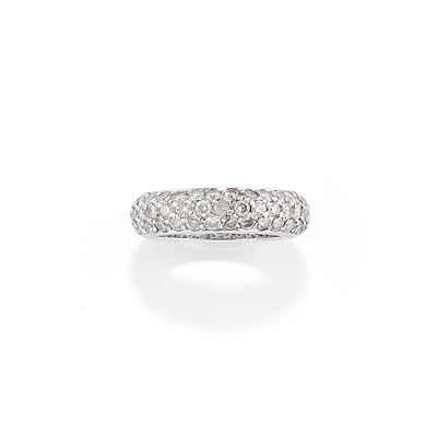 Anello in oro bianco 18k con diamanti taglio brillante