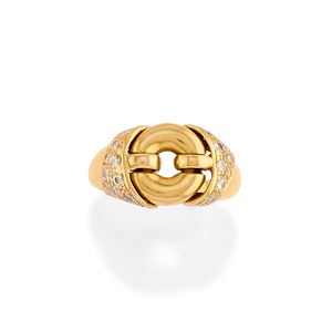 Anello con diamanti