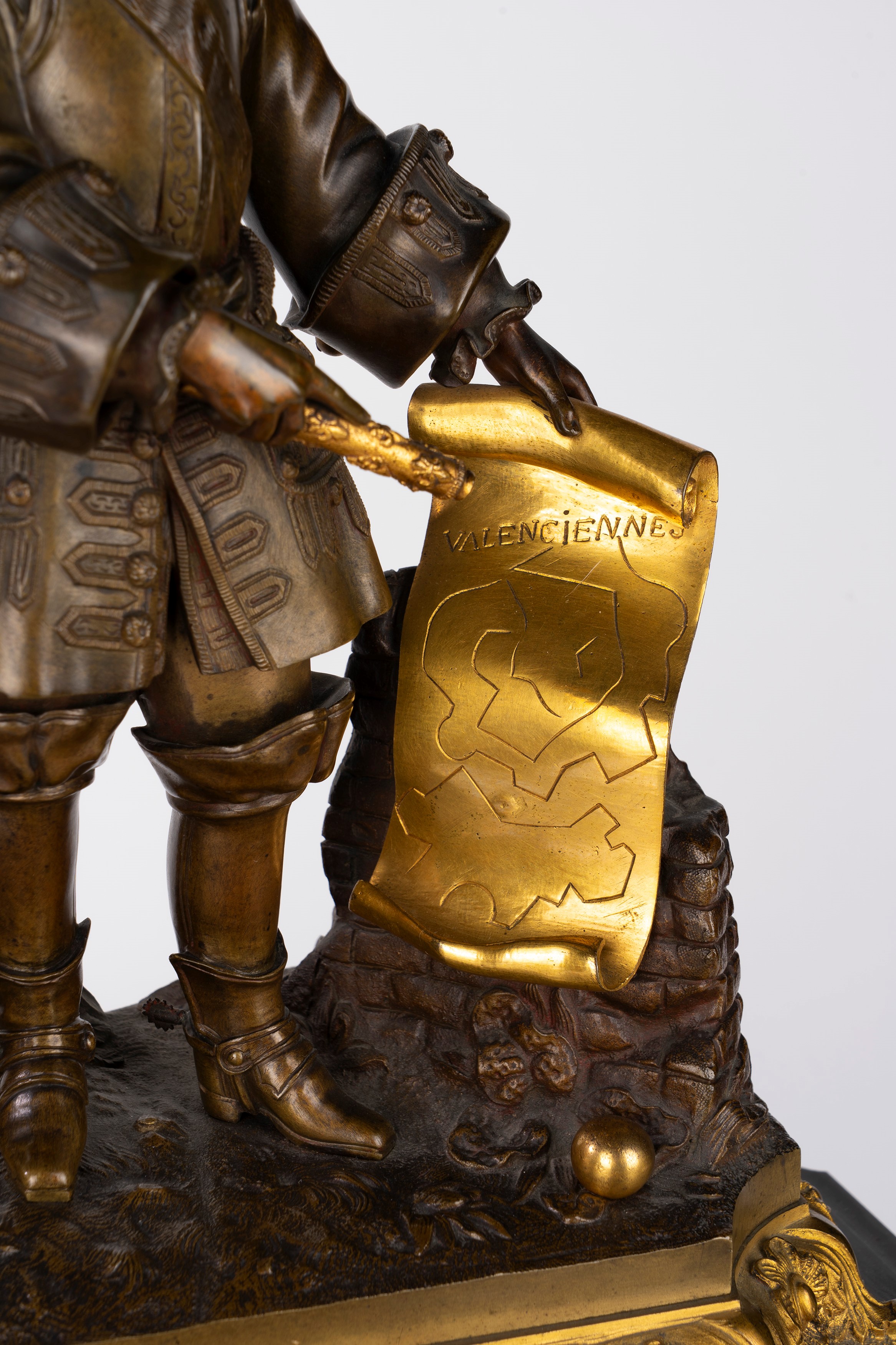 Pendola da appoggio in marmo, bronzo dorato e patinato, Francia, XIX secolo